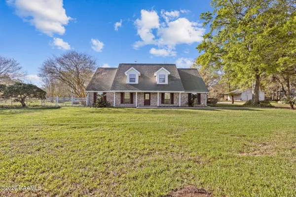 $550,000 | 7733 Highway 87, Jeanerette, LA 70544