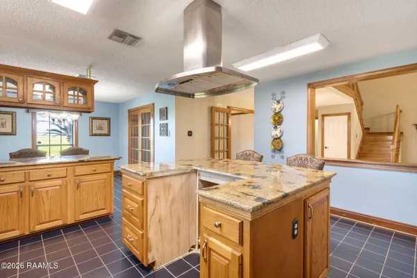 $550,000 | 7733 Highway 87, Jeanerette, LA 70544