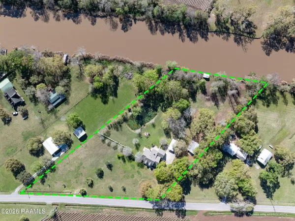 $550,000 | 7733 Highway 87, Jeanerette, LA 70544