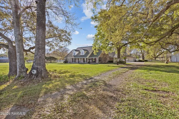 $550,000 | 7733 Highway 87, Jeanerette, LA 70544