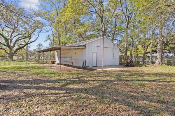 $550,000 | 7733 Highway 87, Jeanerette, LA 70544