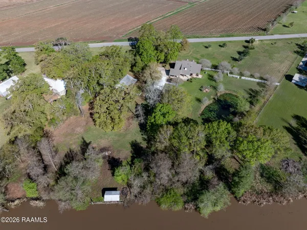 $550,000 | 7733 Highway 87, Jeanerette, LA 70544