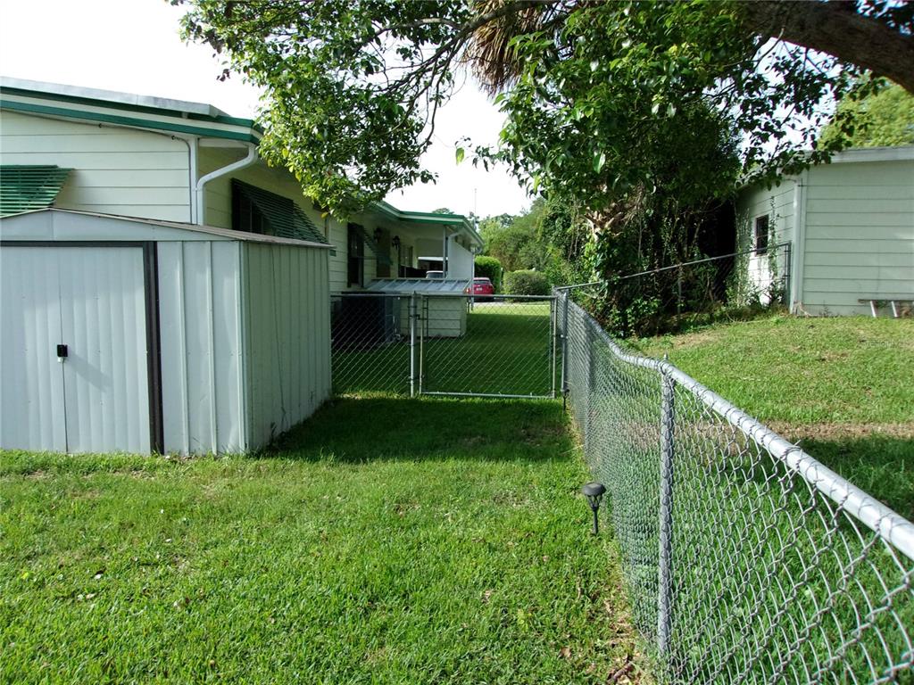 6485 Northeast 2nd Street Ocala, FL 34470 - Photo 8 of 55