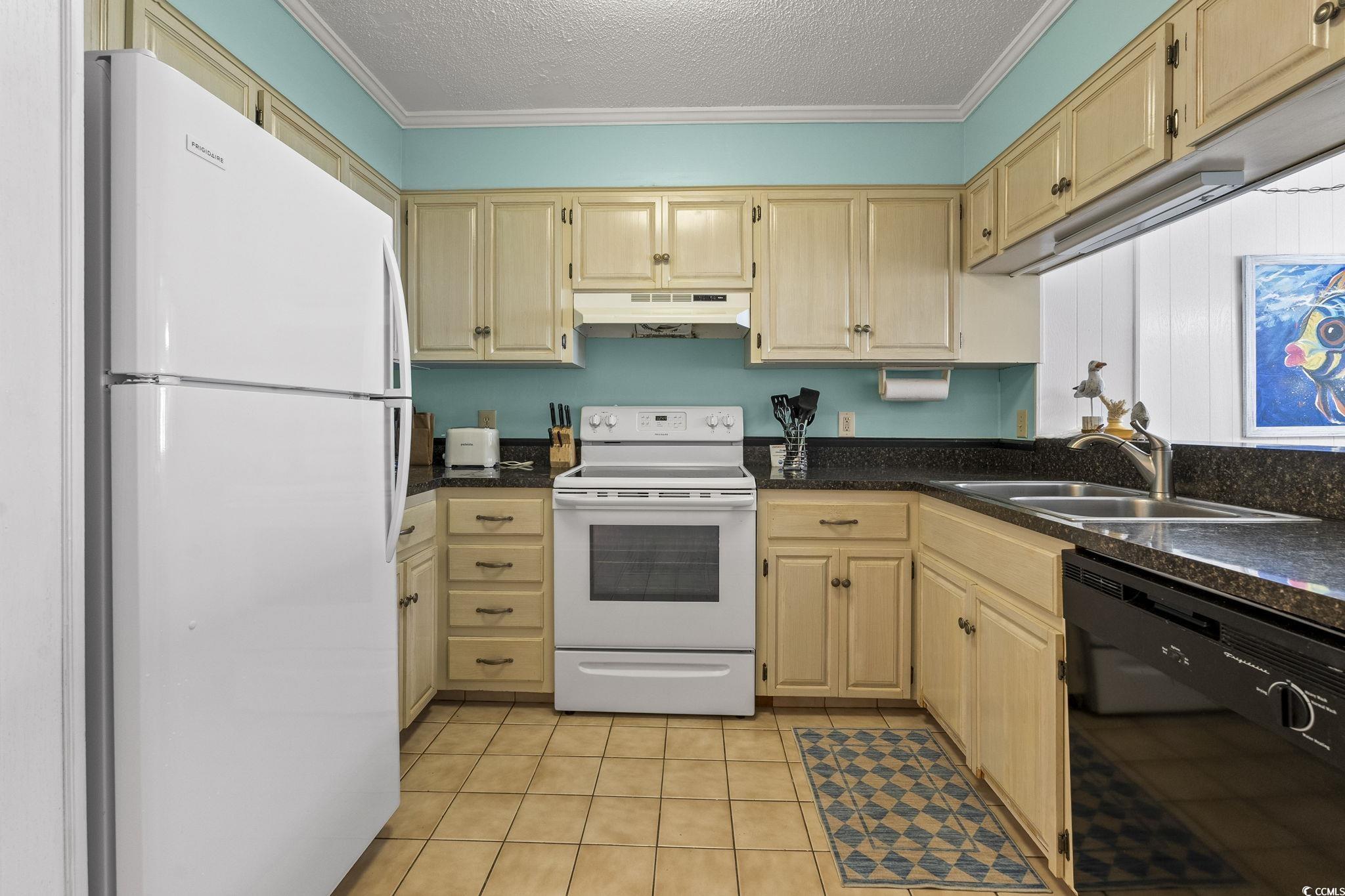 814 North Waccamaw Drive, Unit 208 Murrells Inlet, SC 29576 - Photo 8 of 40