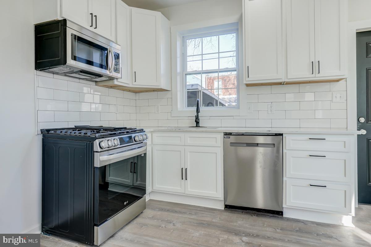 601 Rittenhouse Street Northwest Washington, DC 20011 - Photo 12 of 36 Kitchen