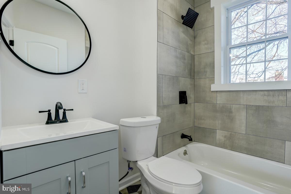 601 Rittenhouse Street Northwest Washington, DC 20011 - Photo 24 of 36 Bathroom Two