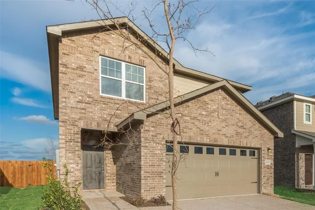 $2,300 | 2126 Mdw Pk Drive, Melissa, TX 75454
