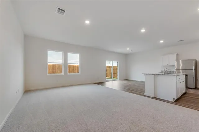 $2,300 | 2126 Mdw Pk Drive, Melissa, TX 75454