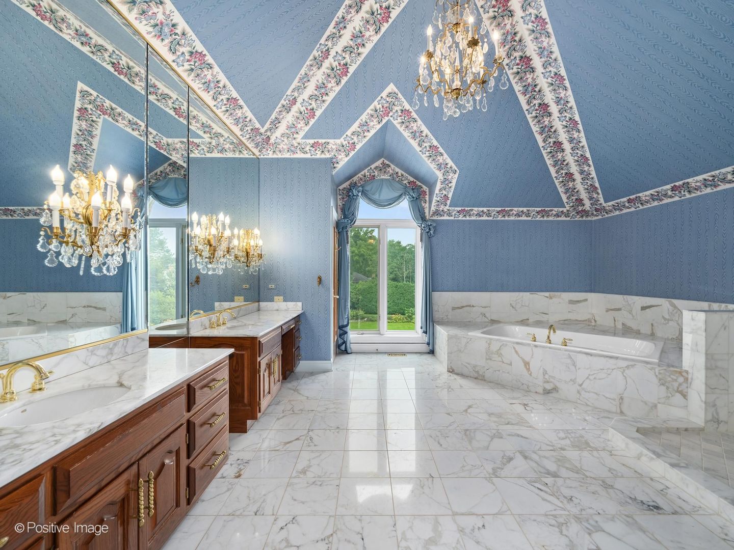 25W471 Plamondon Road Wheaton, IL 60189 - Photo 34 of 85 Gallery Image 34