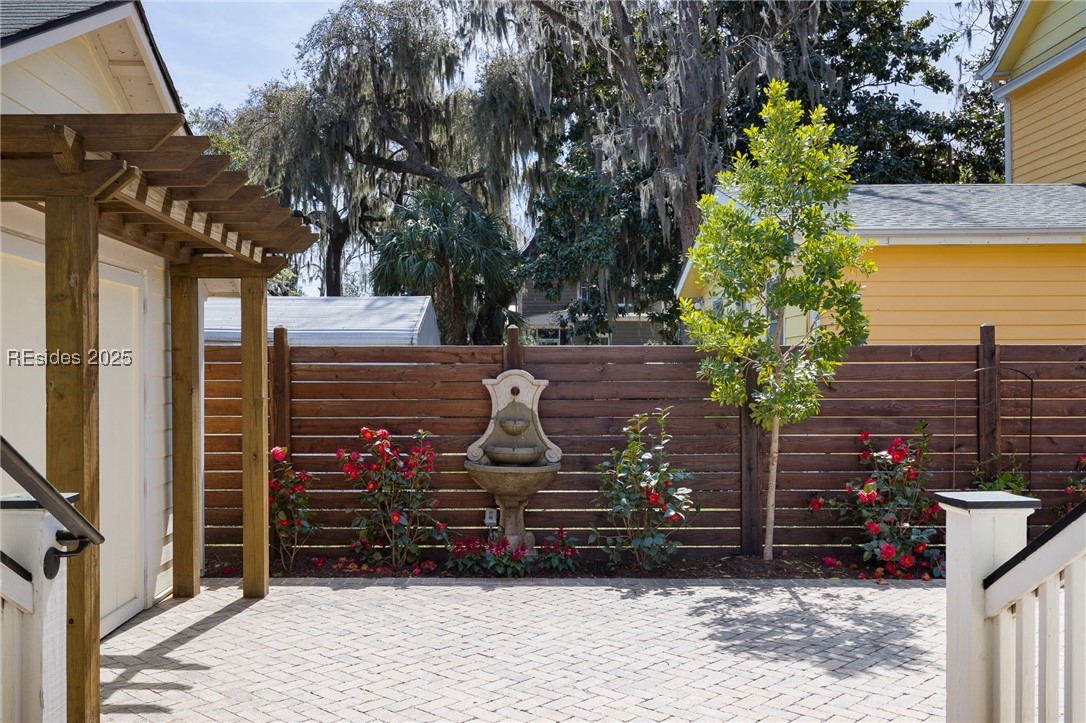 808 Washington Street Beaufort, SC 29902 - Photo 7 of 65