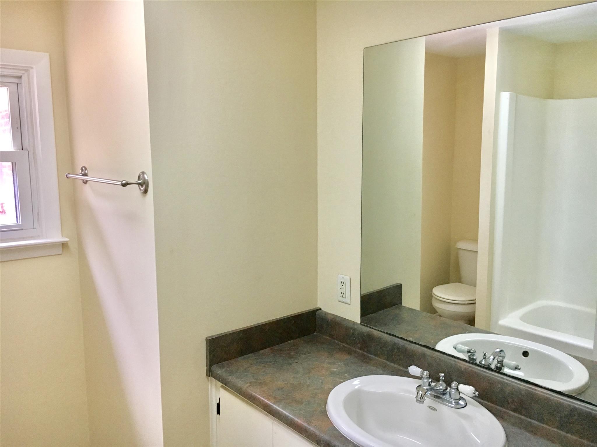 2409 Sulphur Springs Road Murfreesboro, TN 37129 - Photo 8 of 13 Gallery Image 8