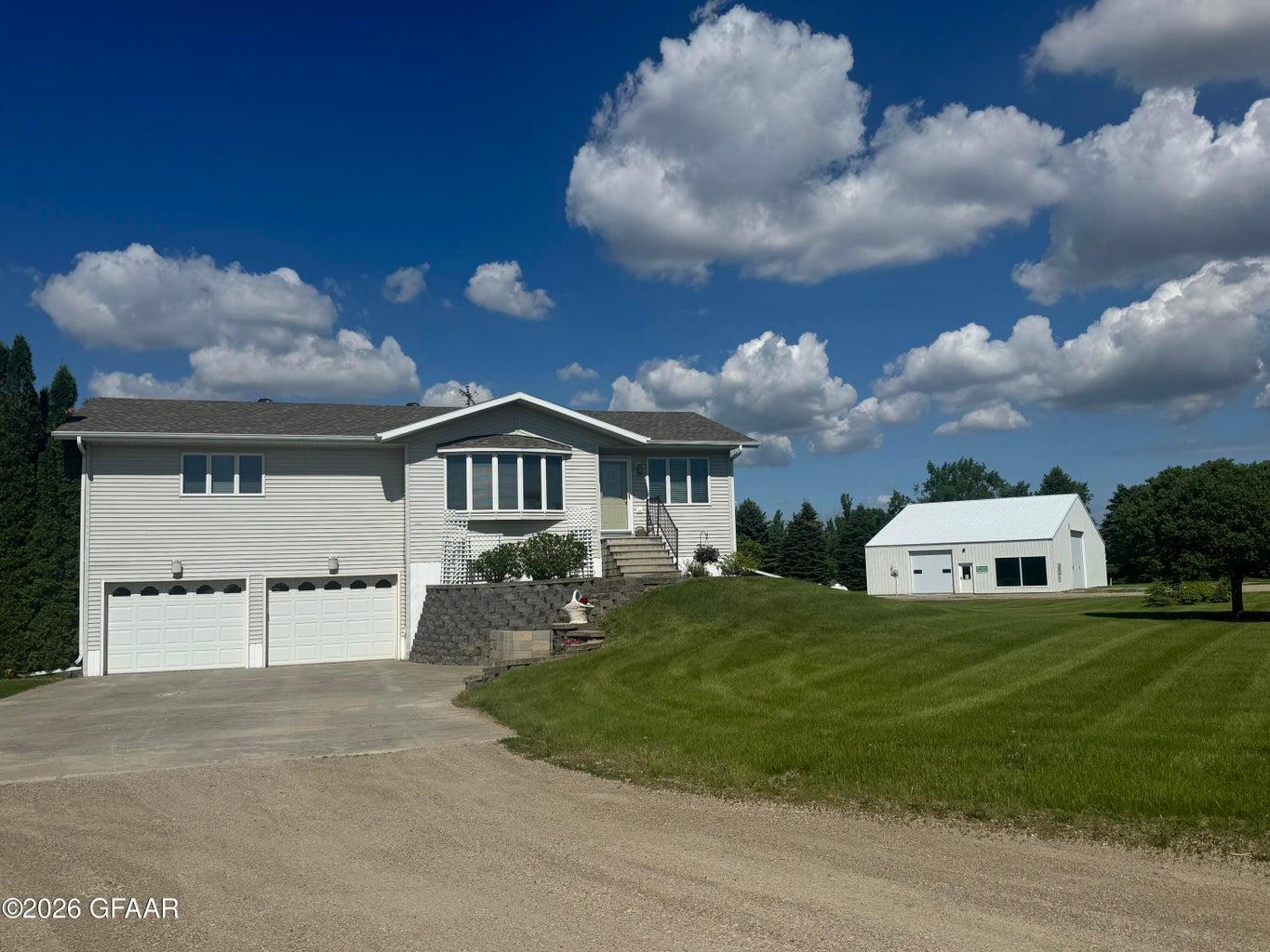 402 Main Avenue Hope, ND 58046 - Photo 2 of 33