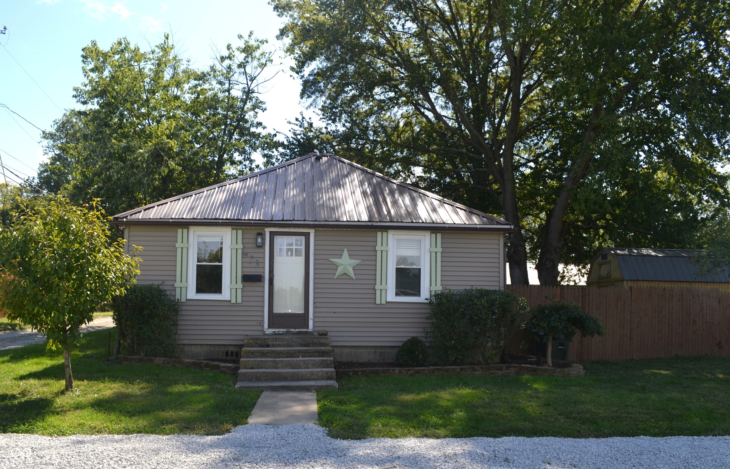 Gallery Image 1
