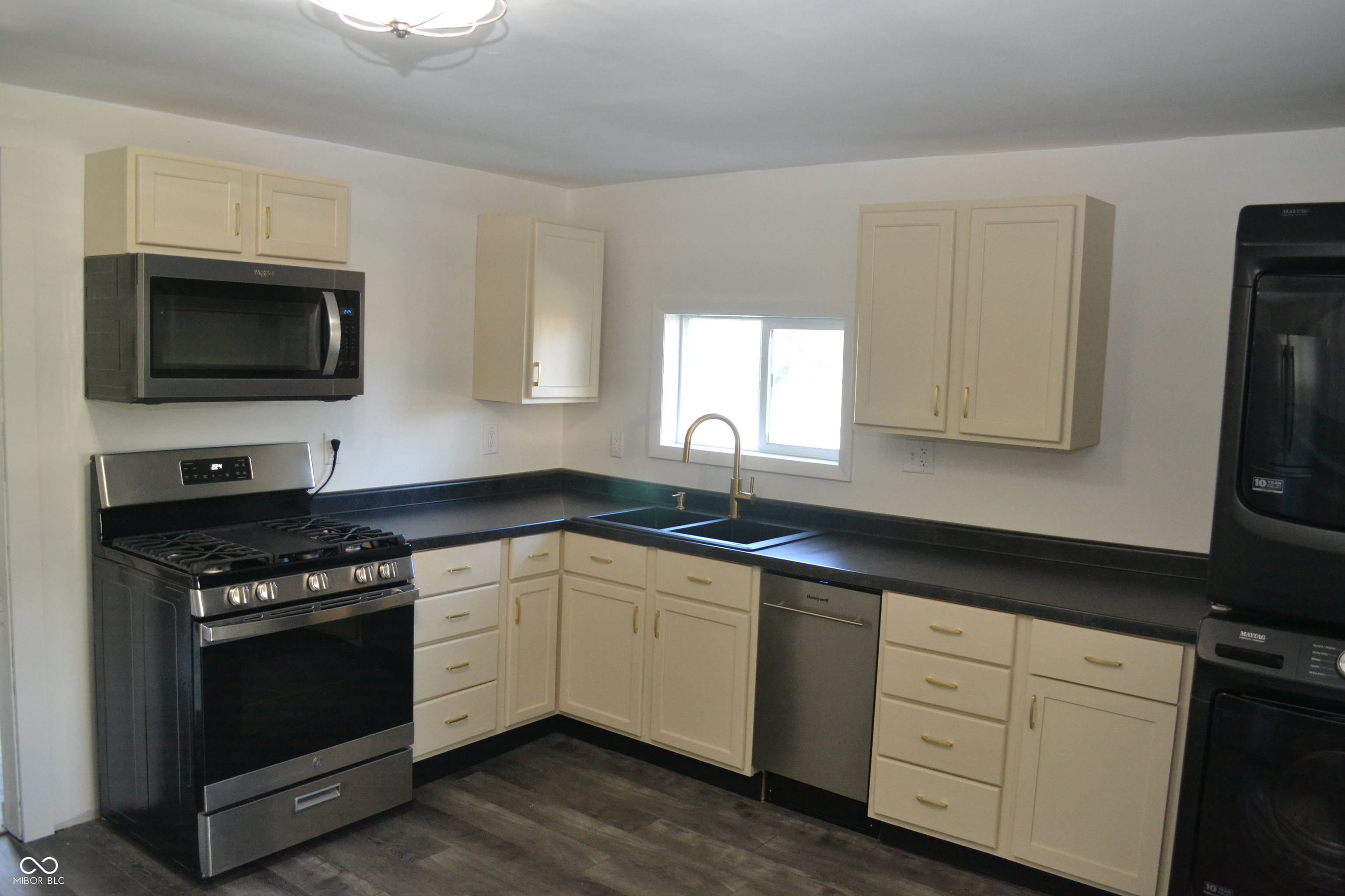 623 Locust Street Hope, IN 47246 - Photo 15 of 18 Gallery Image 15