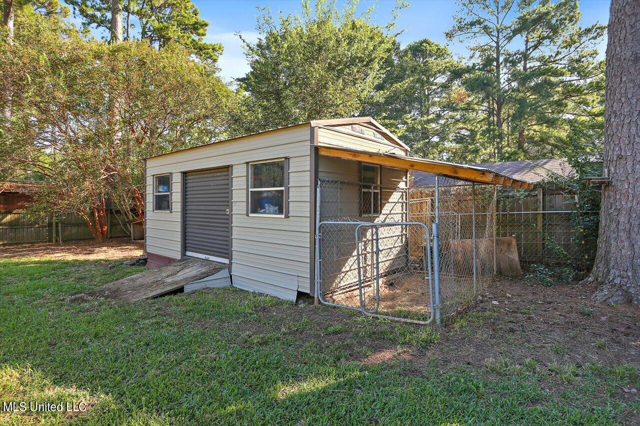 142 Fern Valley Road Brandon, MS 39042 - Photo 31 of 38 31-142 Fern Valley Rd