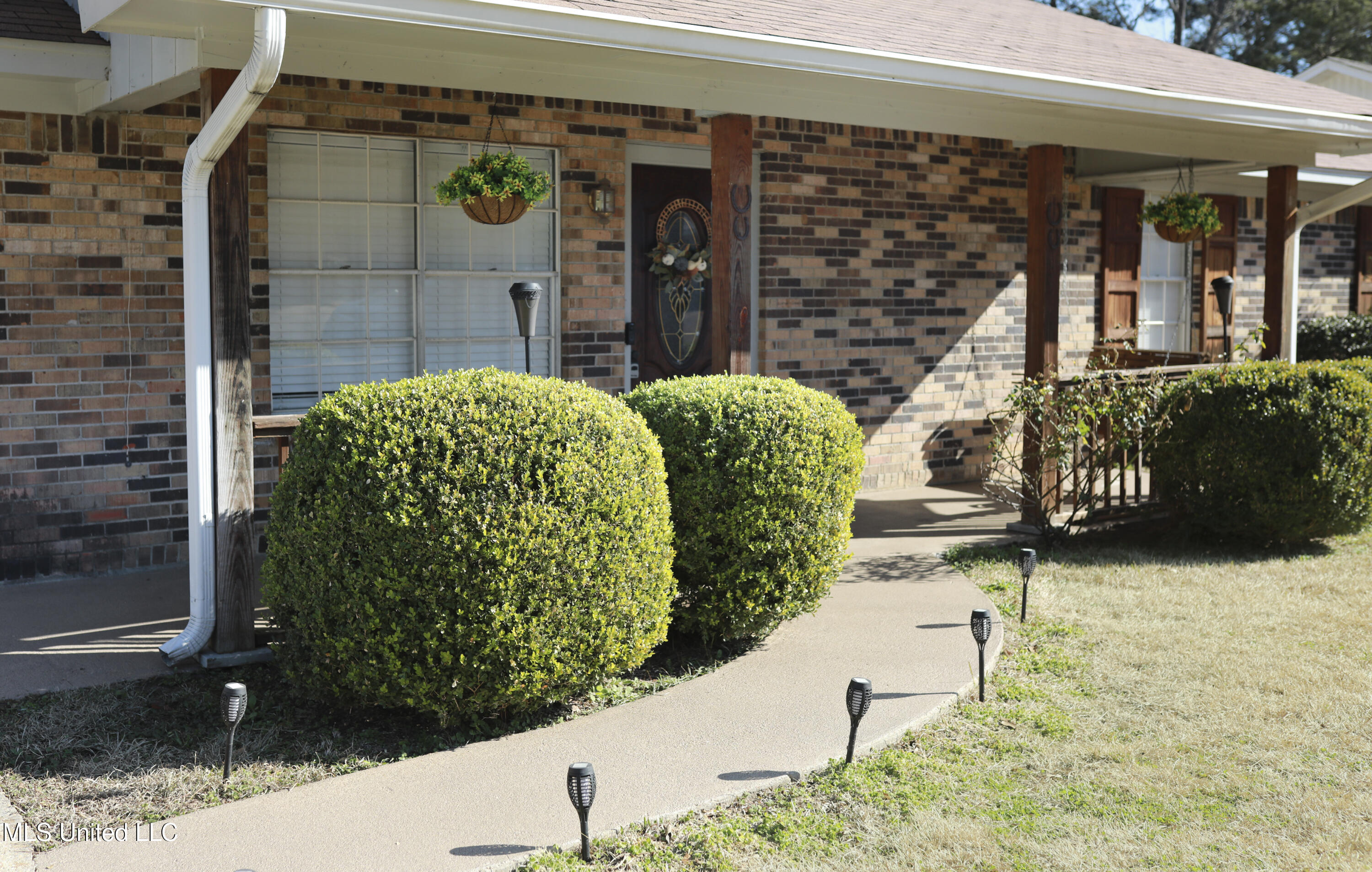142 Fern Valley Road Brandon, MS 39042 - Photo 34 of 38 1F0A5682