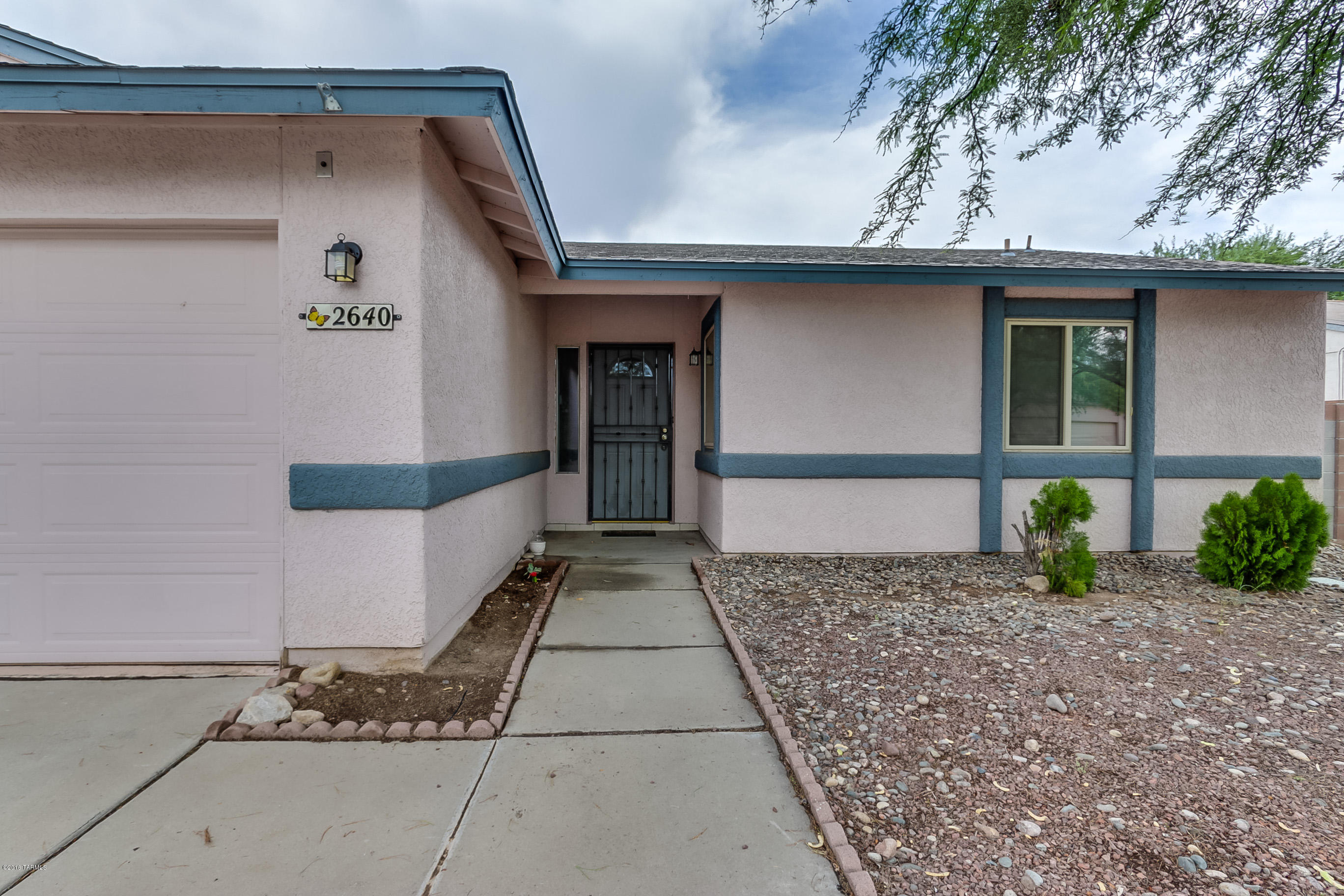 2640 West Flamebrook Road Tucson, AZ 85741 - Photo 5 of 39