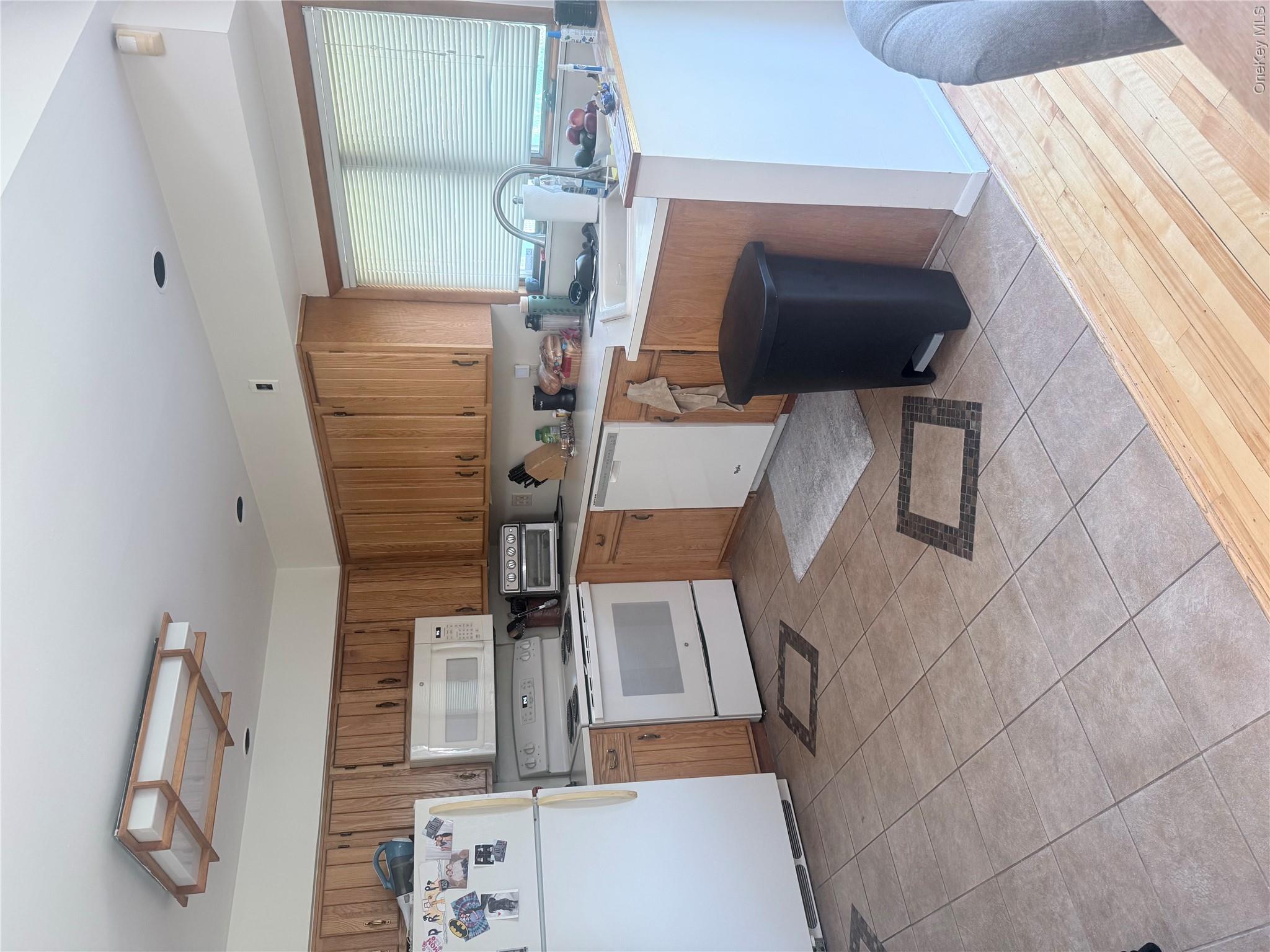 497 Abbey Road Oceanside, NY 11572 - Photo 7 of 10