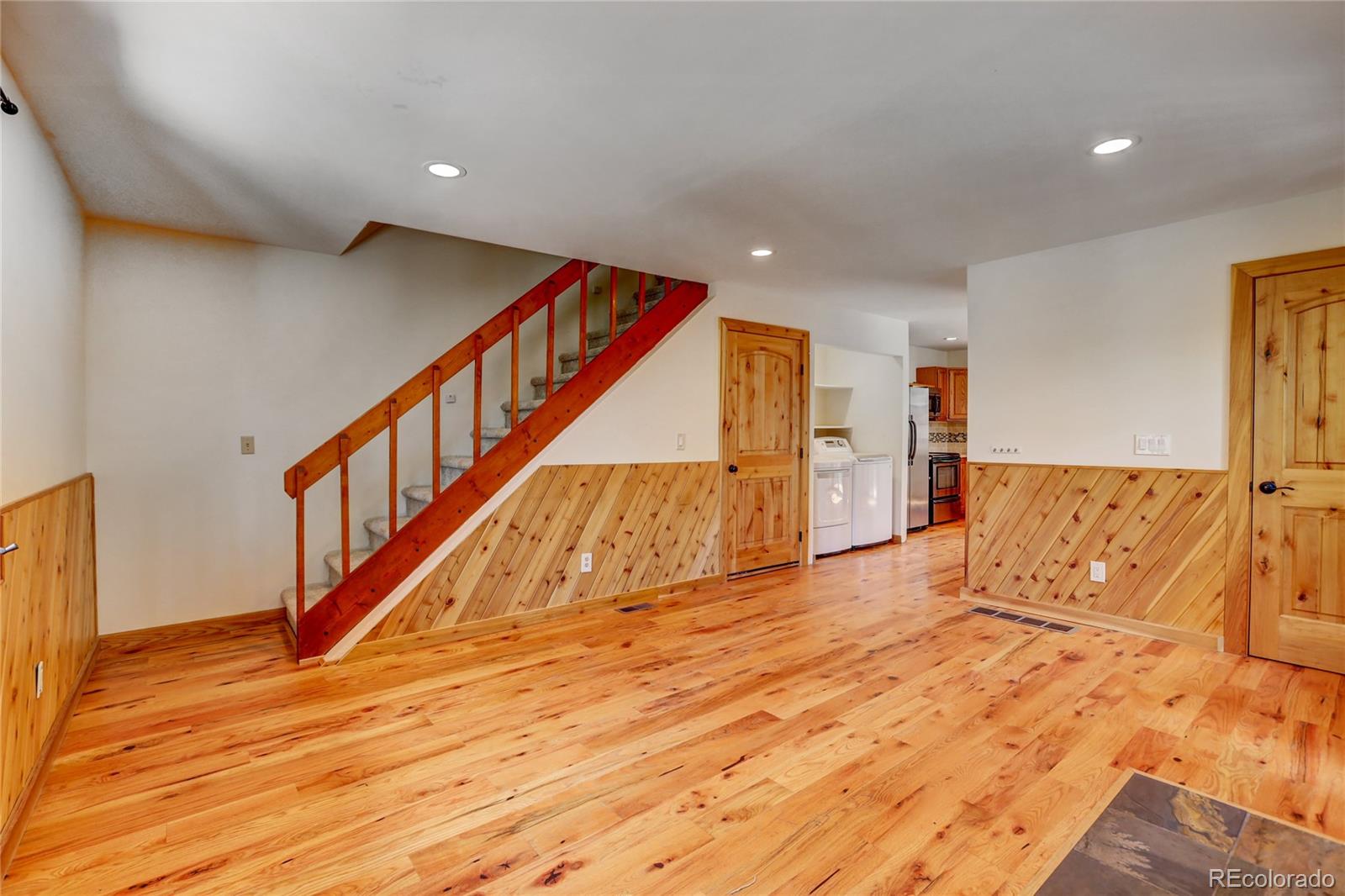 30096 Spruce Road Evergreen, CO 80439 - Photo 21 of 29 Gallery Image 21