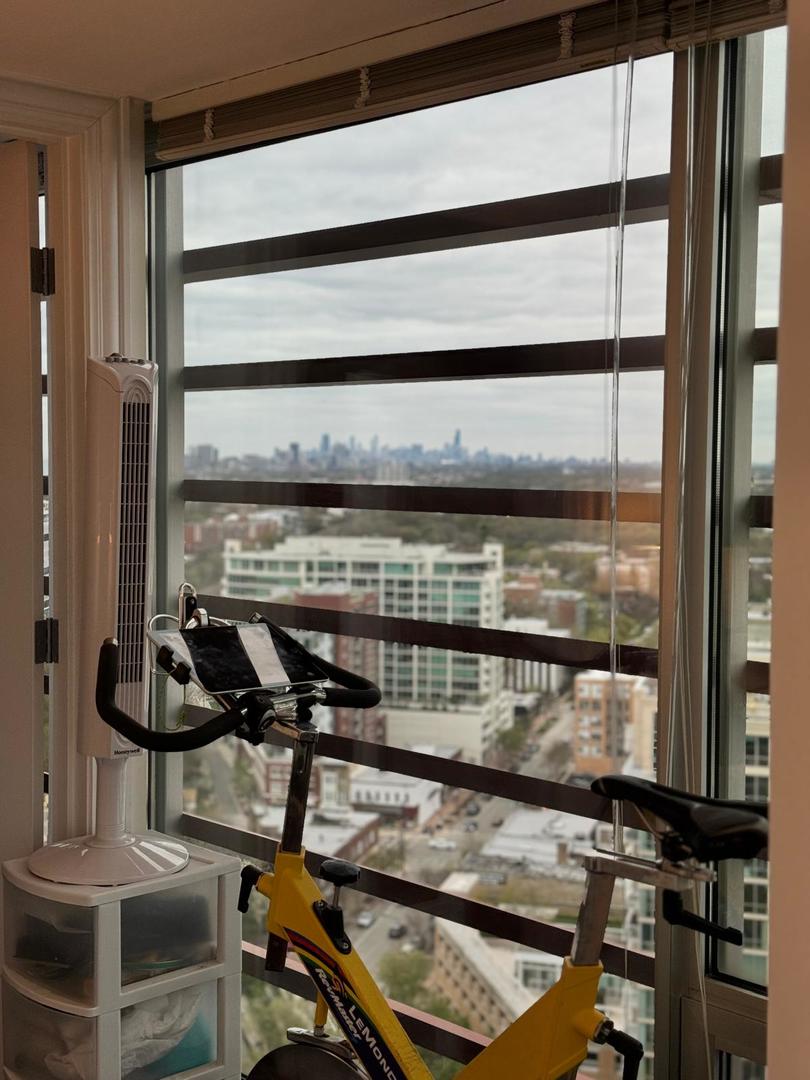 1720 Maple Avenue, Unit 2680 Evanston, IL 60201 - Photo 36 of 74 a kitchen view of a stove and a refrigerator
