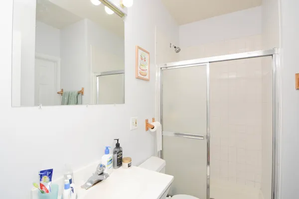 $3,295 | 1342 West Hubbard Street, Unit 2F, Chicago, IL 60642