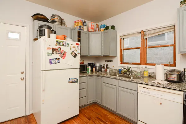 $3,295 | 1342 West Hubbard Street, Unit 2F, Chicago, IL 60642