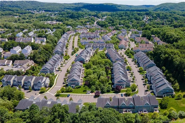 $430,000 | 30 Caldwell Terrace, Unit 30, Danbury, CT 06810