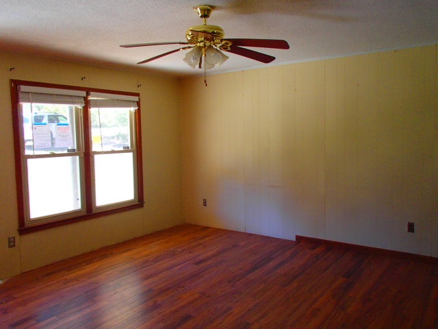 225 Lester Ashley Road Honea Path, SC 29654 - Photo 3 of 11