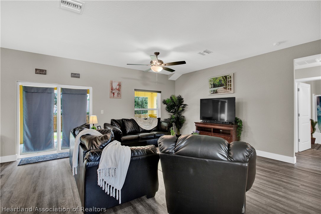 125 Tangerine Road Lake Placid, FL 33852 - Photo 18 of 34