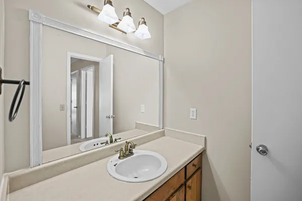 $265,000 | 1022 Rachels Square Drive, Hermitage, TN 37076