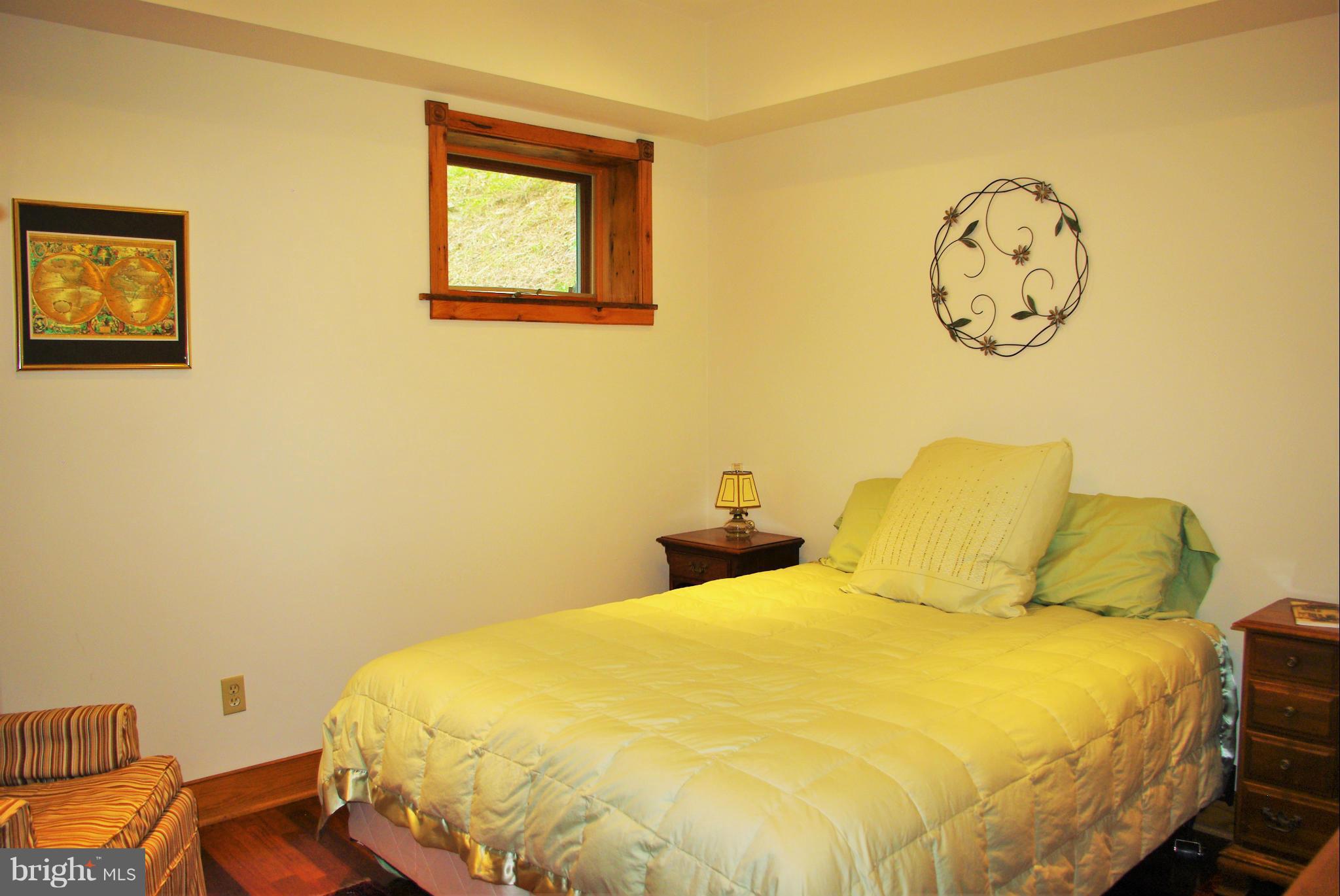 416 Rolling Road Sperryville, VA 22740 - Photo 15 of 25 Office, library, or spare bedroom