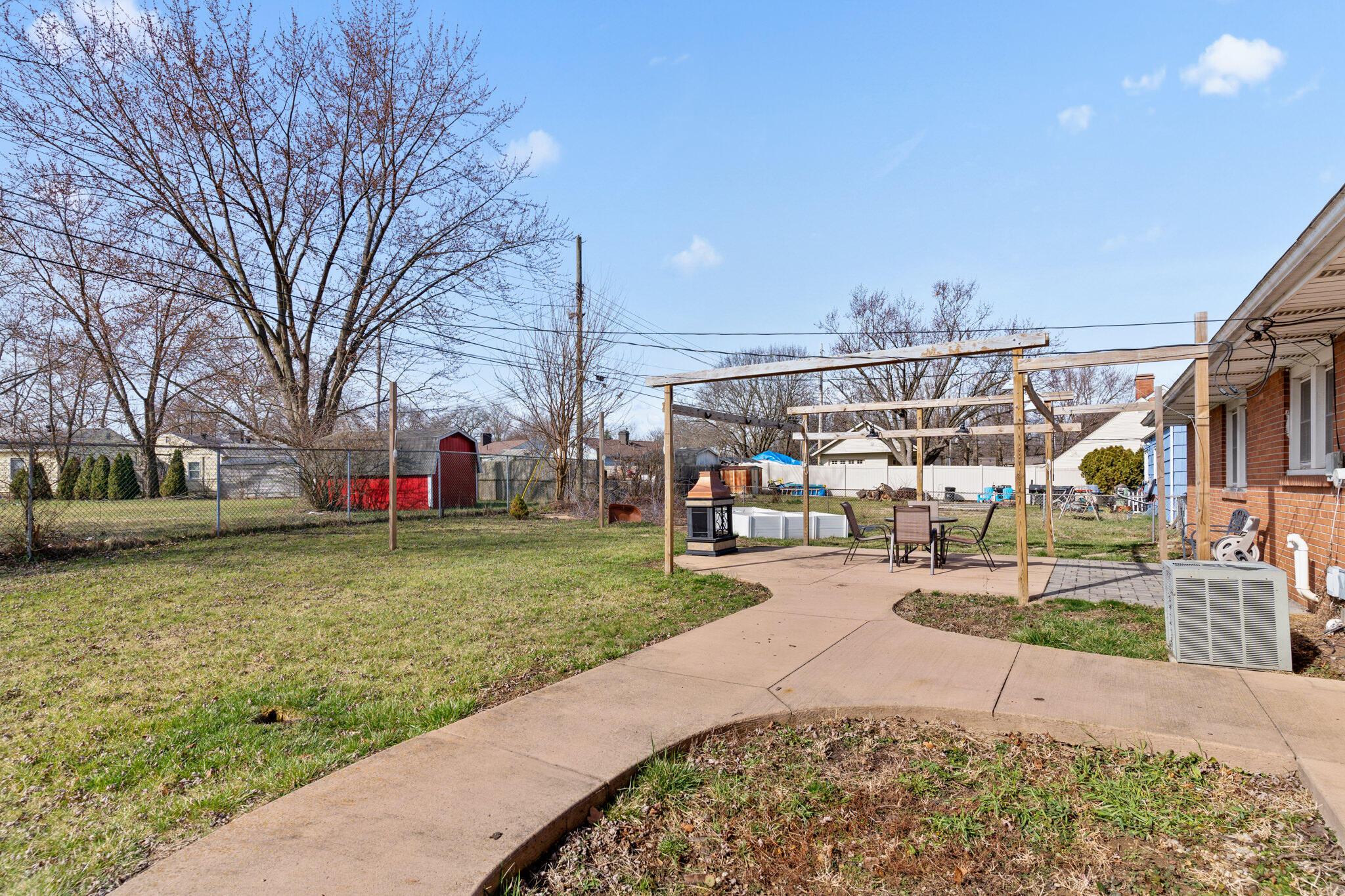 225 Darbyhurst Road Columbus, OH 43228 - Photo 29 of 31 Darbyhurst Zillow Sized-27