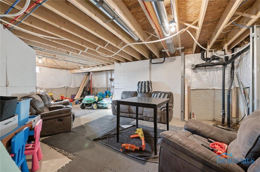 4396 Dowling Road Perrysburg, OH 43551 - Photo 42 of 49 Gallery Image 42