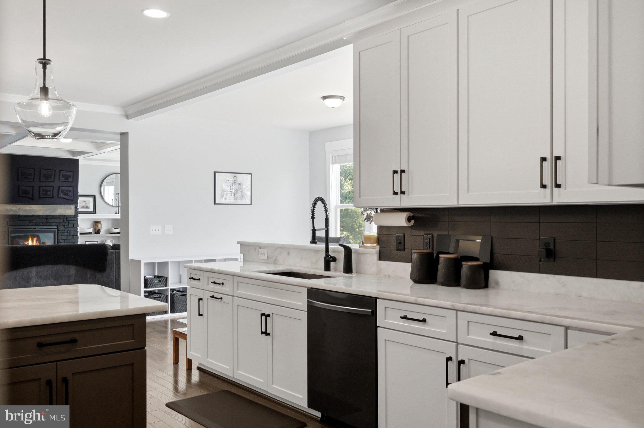 4854 Point Road Warrenton, VA 20187 - Photo 3 of 113 Kitchen