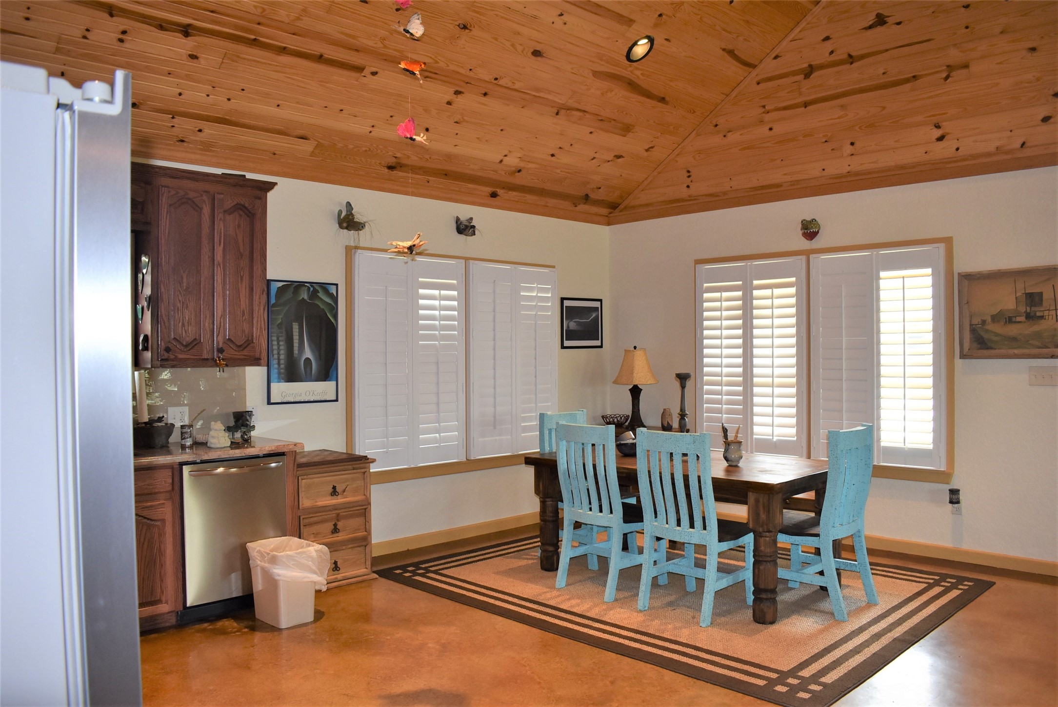 412 Pecan Street Sweeny, TX 77480 - Photo 29 of 32 a dining room with furniture and window