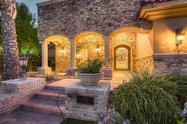 $5,499,999 | 2845 Red Arrow Drive, Las Vegas, NV 89135