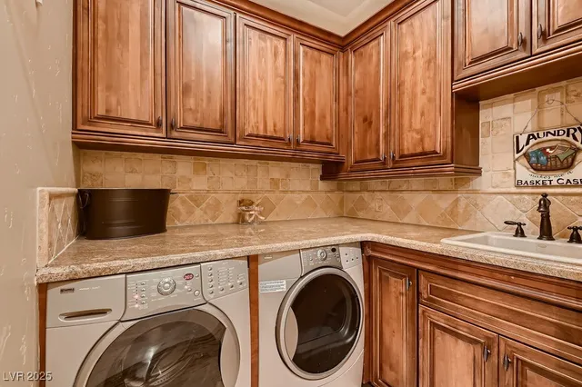 $5,499,999 | 2845 Red Arrow Drive, Las Vegas, NV 89135