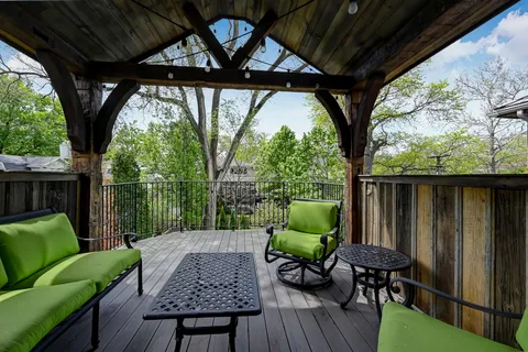 $2,100,000 | 445 Ridge Avenue, Clarendon Hills, IL 60514