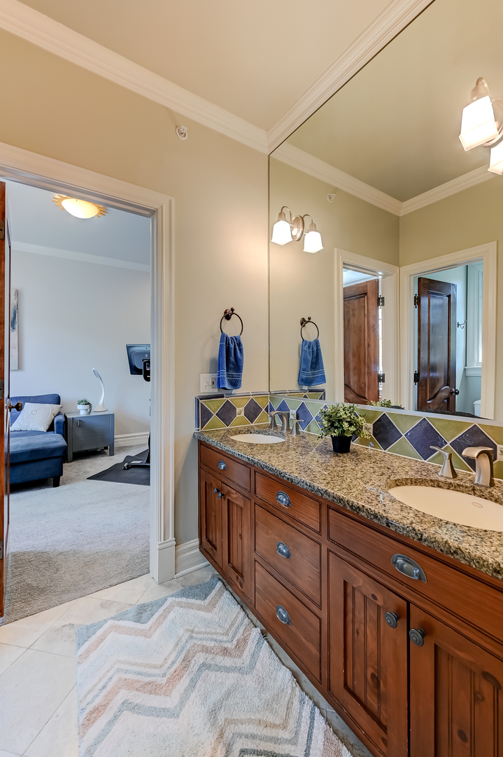 445 Ridge Avenue Clarendon Hills, IL 60514 - Photo 31 of 50