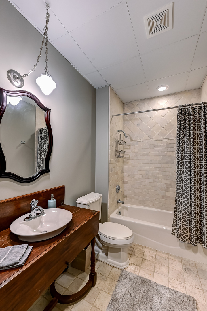 445 Ridge Avenue Clarendon Hills, IL 60514 - Photo 41 of 50