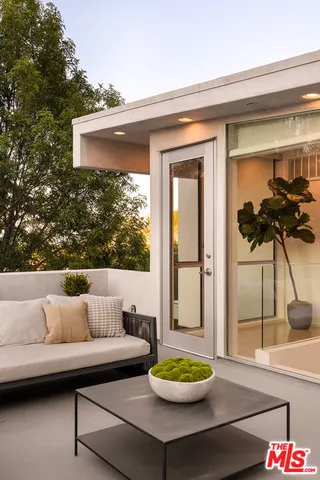 $2,549,000 | 7350 Pacific View Drive, Los Angeles, CA 90068