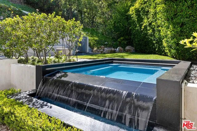 $2,549,000 | 7350 Pacific View Drive, Los Angeles, CA 90068