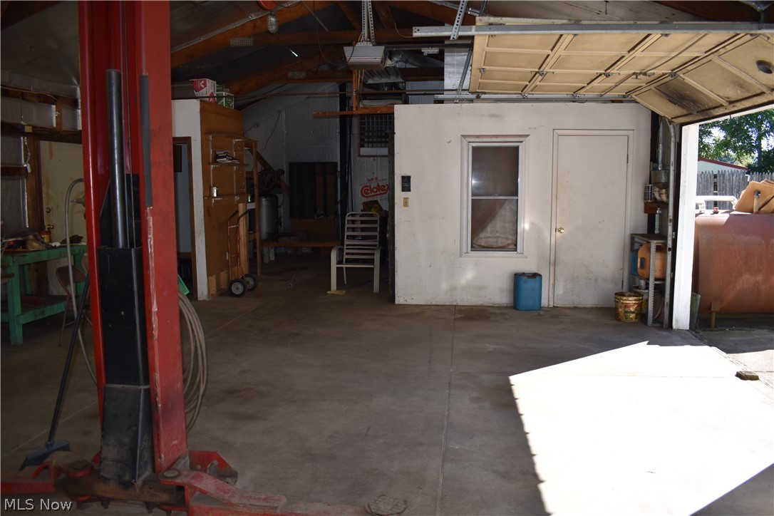 2663 Canton Road Akron, OH 44312 - Photo 30 of 35