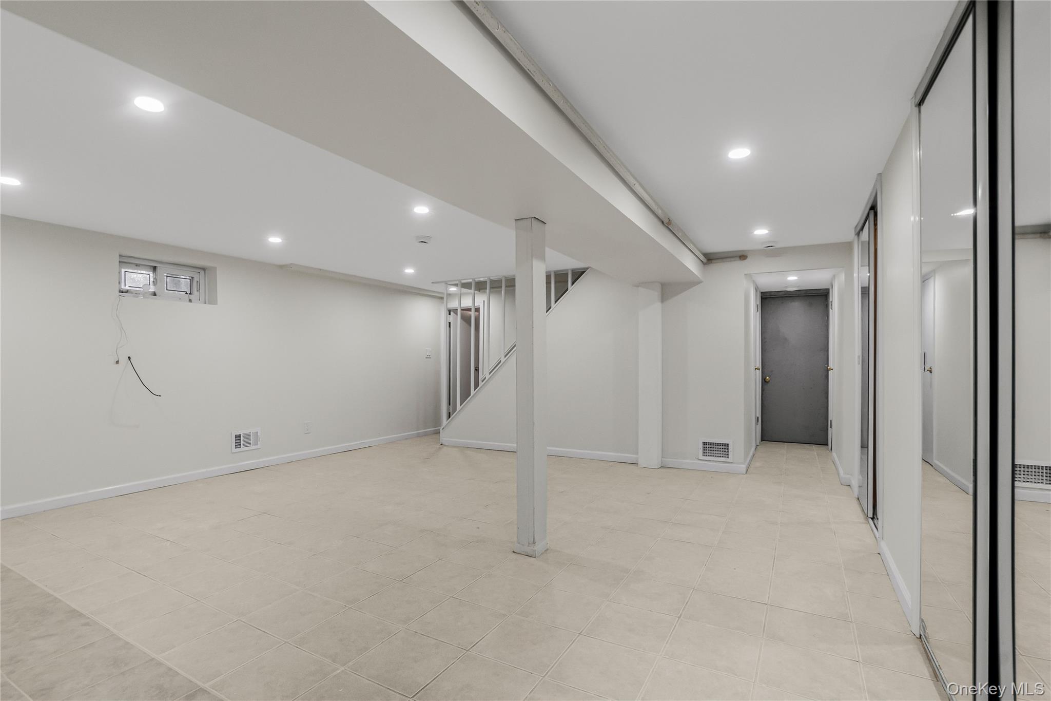 243-25 132nd Road Queens, NY 11422 - Photo 24 of 41