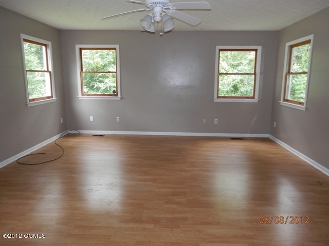 219 Church Road Havelock, NC 28532 - Photo 5 of 12 master beroom