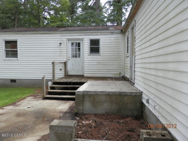 219 Church Road Havelock, NC 28532 - Photo 7 of 12 back no rail