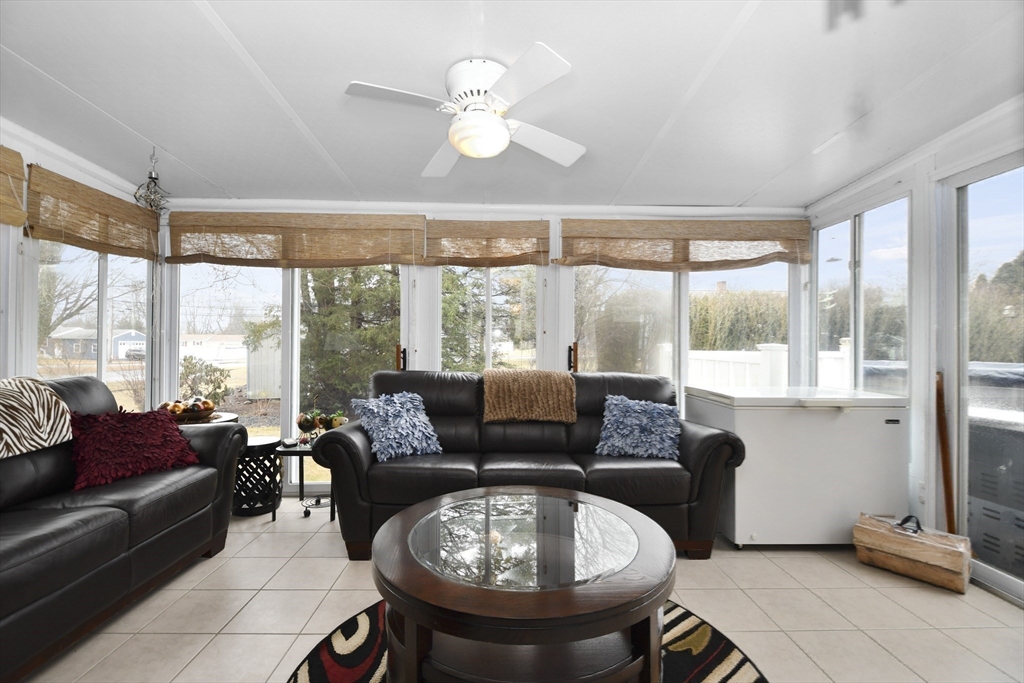 31 Cardinal Road Somerset, MA 02726 - Photo 17 of 40 Gallery Image 17