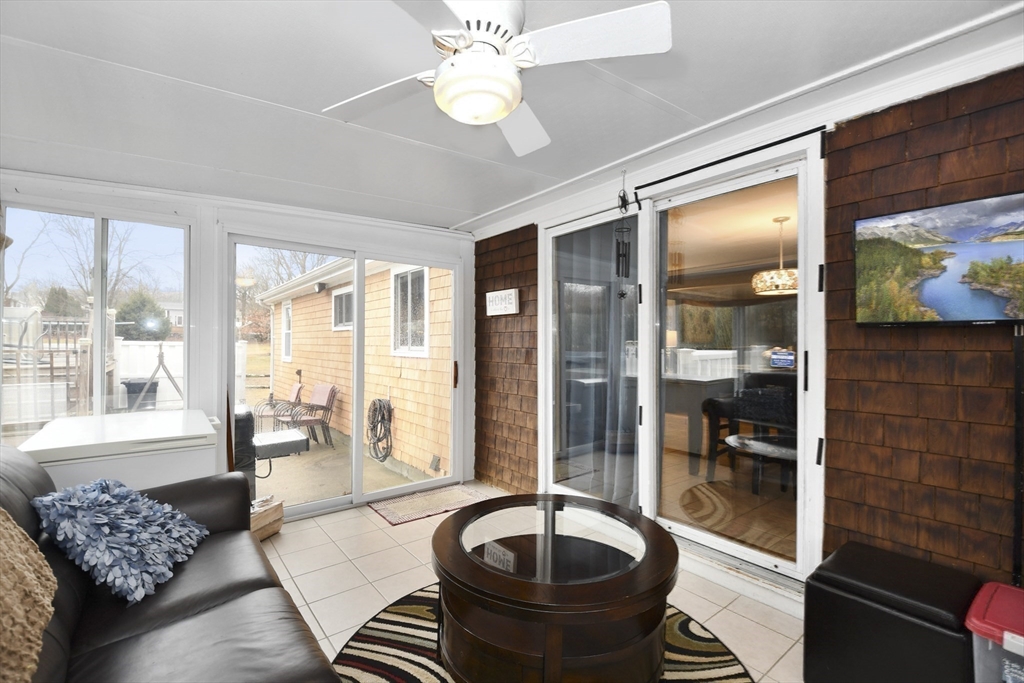 31 Cardinal Road Somerset, MA 02726 - Photo 19 of 40 Gallery Image 19