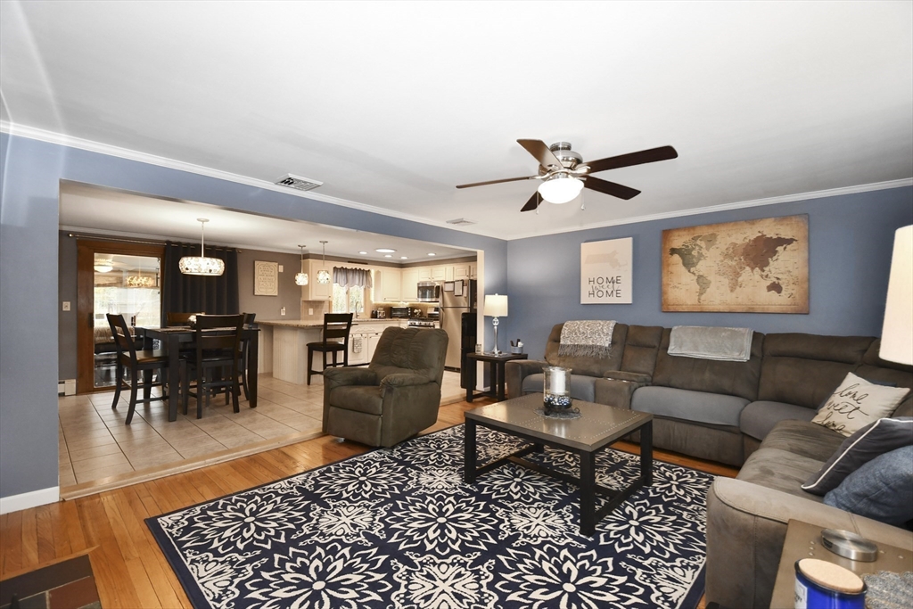 31 Cardinal Road Somerset, MA 02726 - Photo 7 of 40 Gallery Image 7