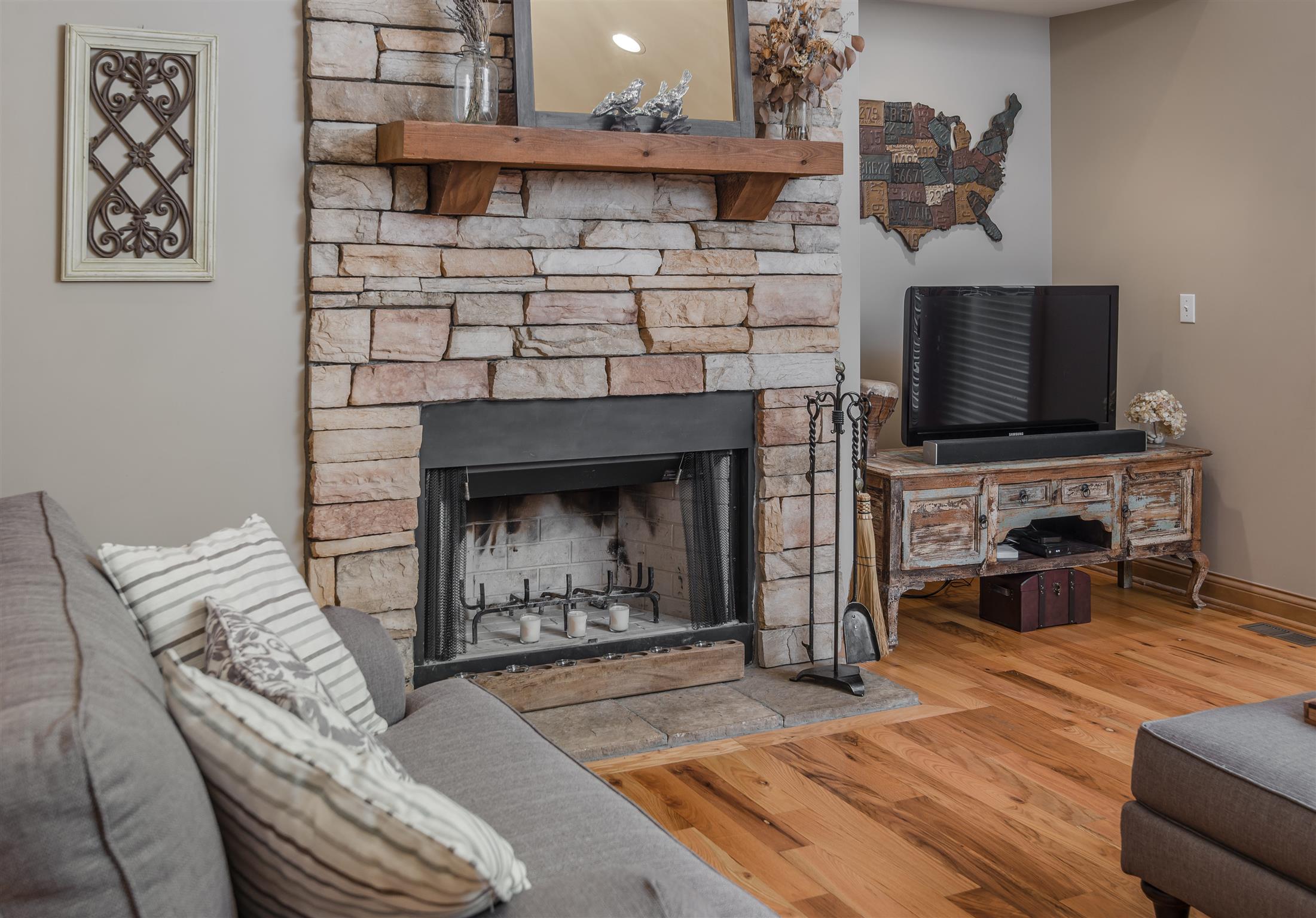 8731 Griffith Road Nashville, TN 37221 - Photo 8 of 28 Gallery Image 8